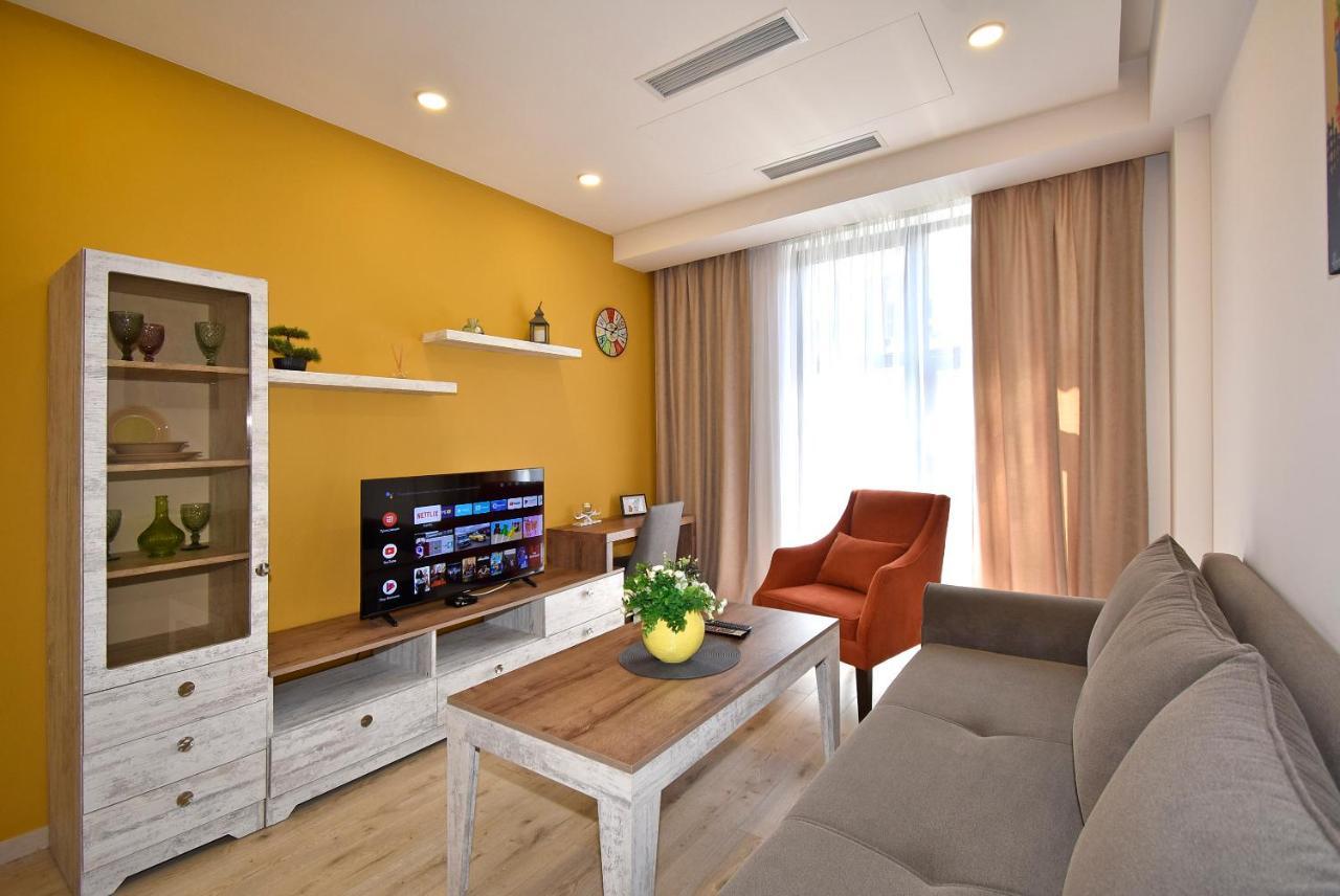 Home4You Apartments On Koghbatsi Erivan Exterior foto