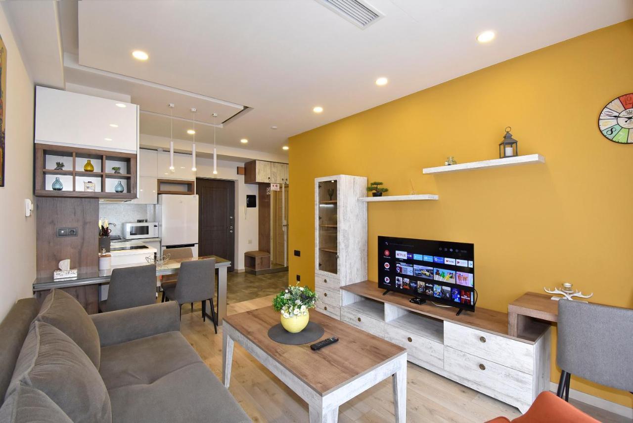 Home4You Apartments On Koghbatsi Erivan Exterior foto