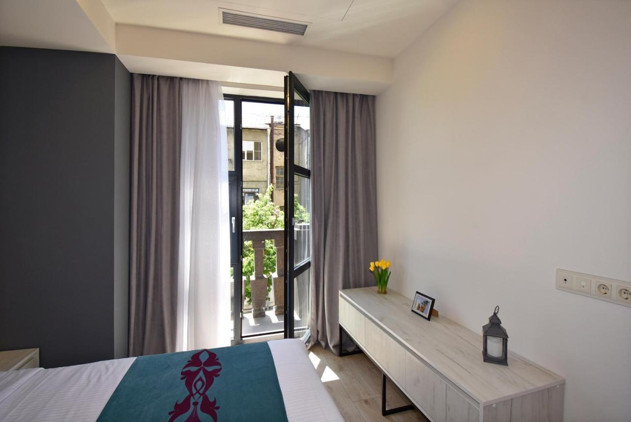Home4You Apartments On Koghbatsi Erivan Exterior foto