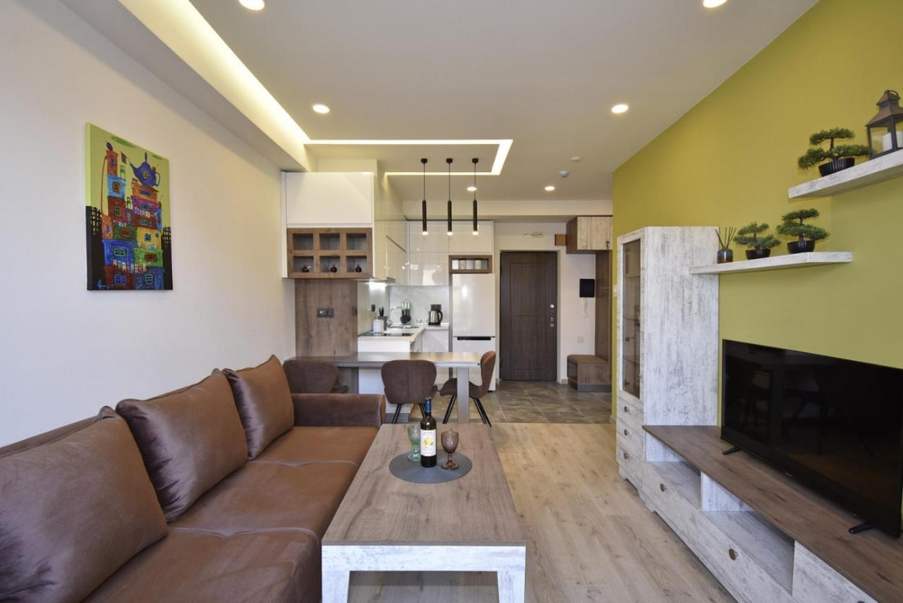 Home4You Apartments On Koghbatsi Erivan Exterior foto