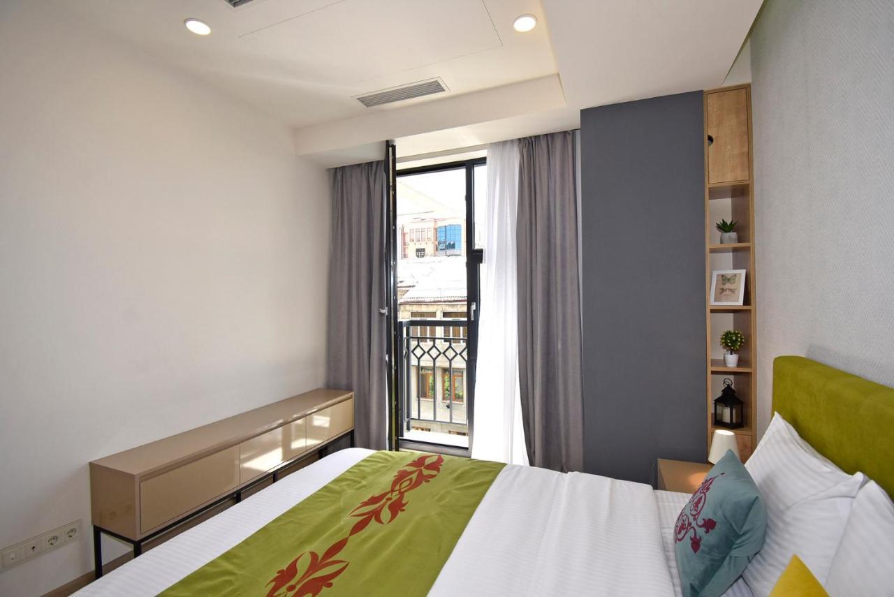 Home4You Apartments On Koghbatsi Erivan Exterior foto